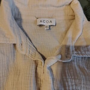 ACOA Cream Button-Up Shirt M/L